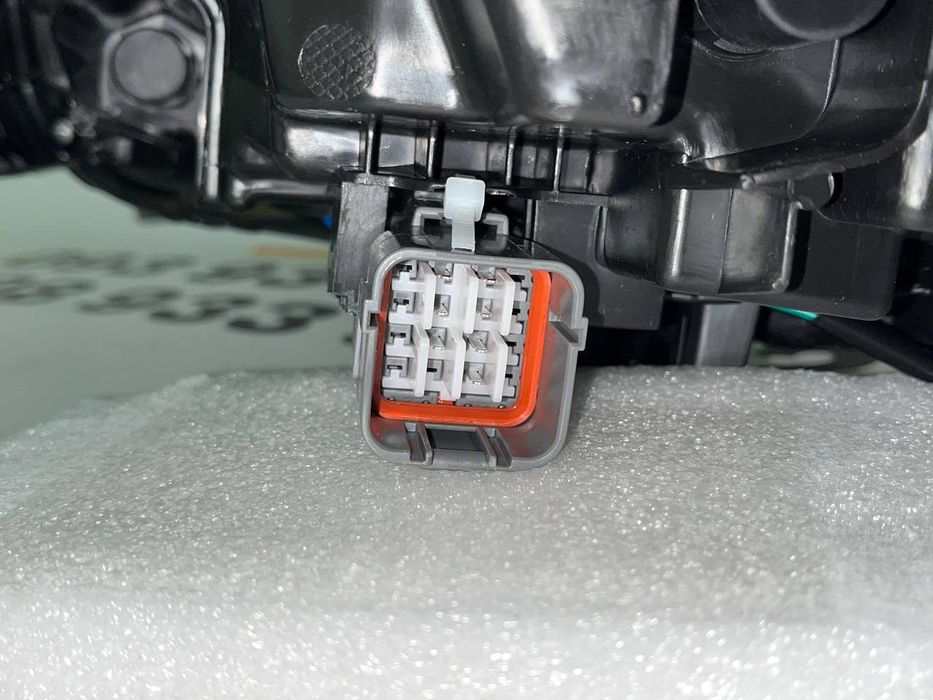 Фара права (ліцензія) SUBARU OUTBACK 2020-22