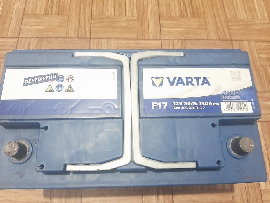 Продам АКБ   Варта