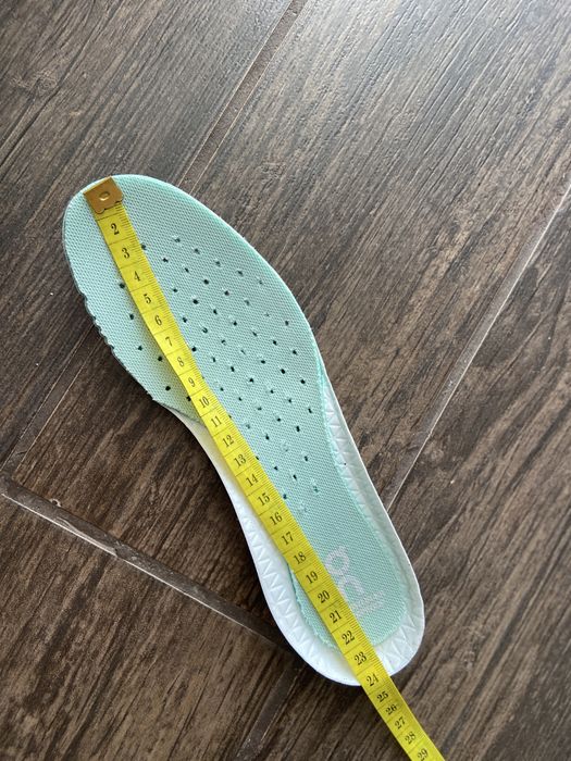 Жіночі кросівки On Cloud waterproof