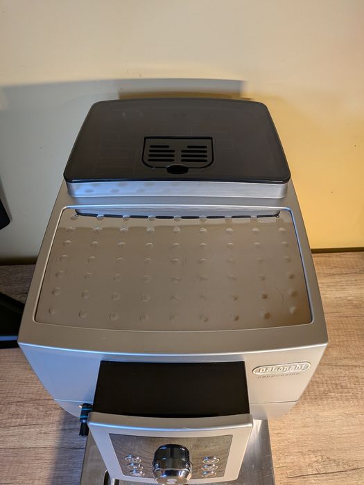 Odnowiony Ekspres DeLonghi Cappuccino DO NEGOCJACJI