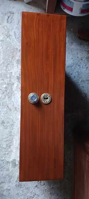 Móvel de sala/cristaleira. Preço de saldo