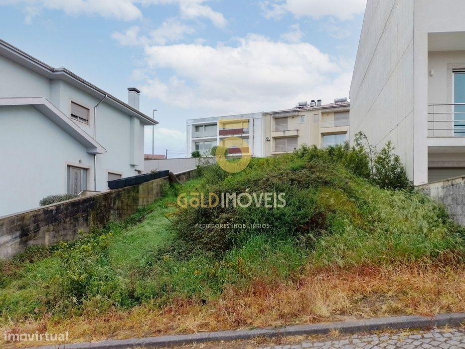 Lote de Terreno — Sanguedo, Aveiro