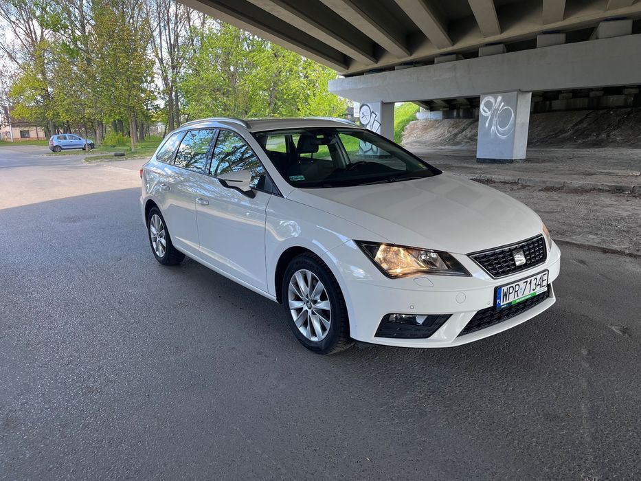 Seat Leon salon Polska FV23%