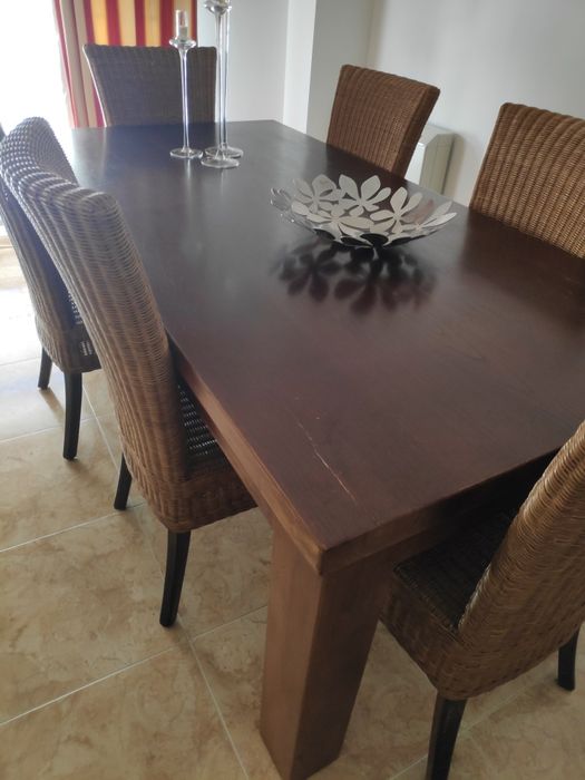 Conjunto mesa + 6 cadeiras
