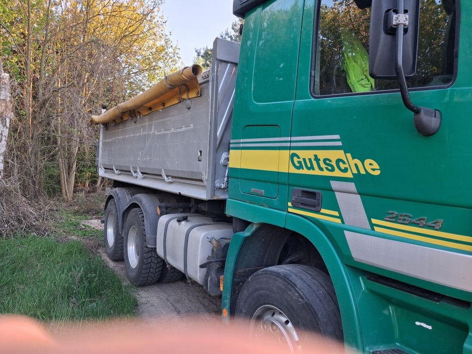 Samochód ciężarowy Wywrotka MERCEDES 2644