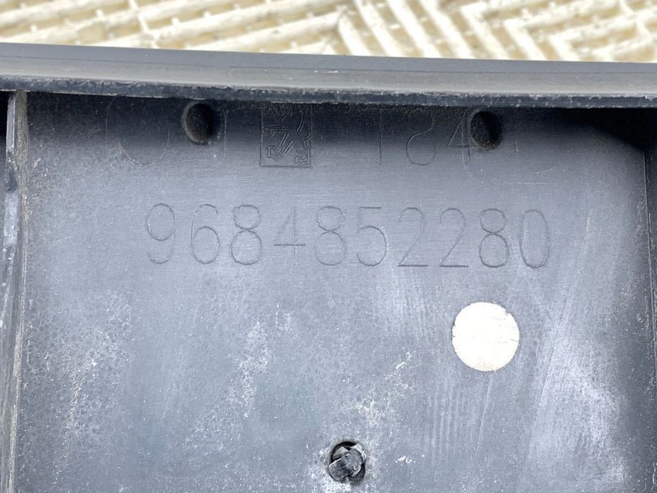 BURTA KLAPA BAGAŻNIKA PEUGEOT 3008 Hatchback 09-17 9684852280