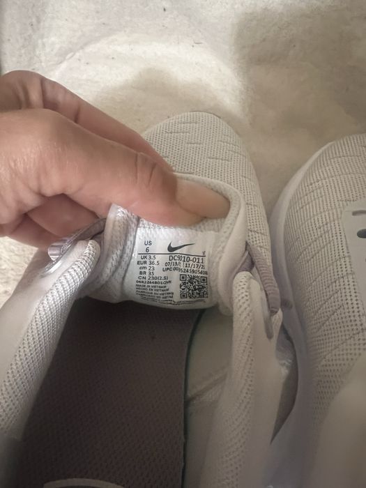 Кроссовки Nike renew serenity run prm