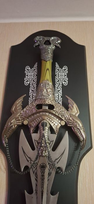 Меч на подарок..