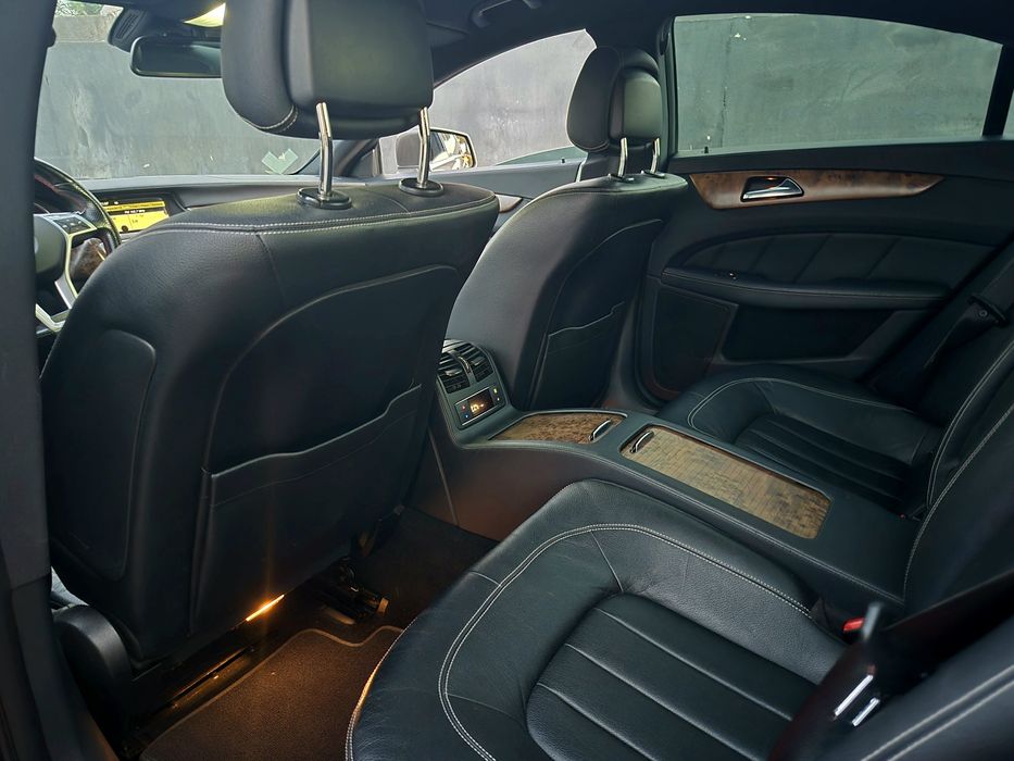 Mercedes-Benz CLS 350 — fotografia 9