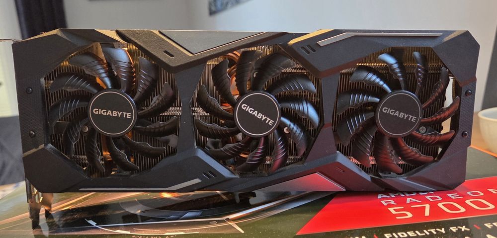 Gigabyte RADEON RX 5700 XT