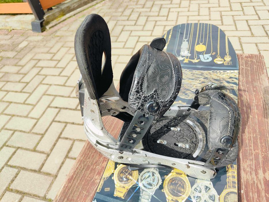 Deska snowboardowa 151 Burton Seven snowboard Burton 151 cm
