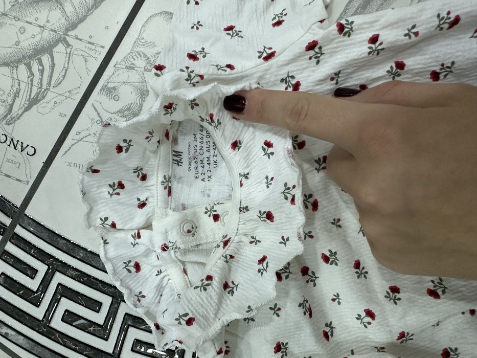 Carters, hm, next боді комбенізон