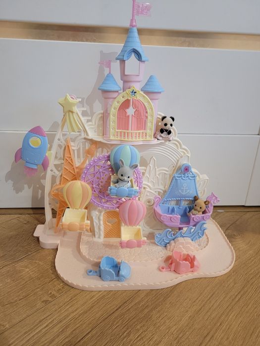 Sylvanian Families 5538 Park rozrywki dla dzieci plac zabaw Wesołe Mia