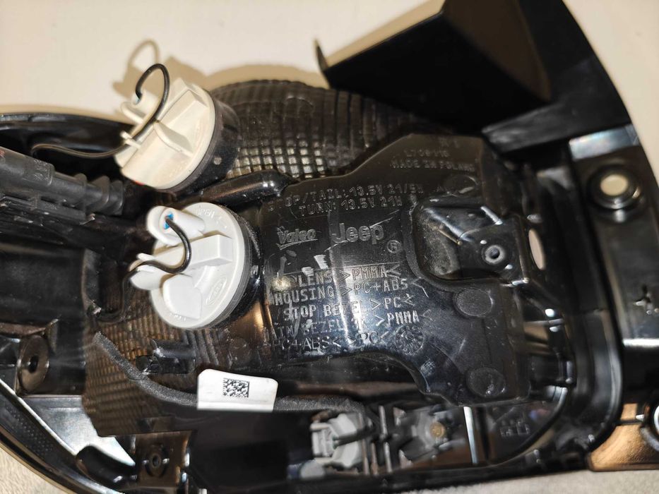 Lampa Prawy Tył LED Jeep Avenger EUROPA