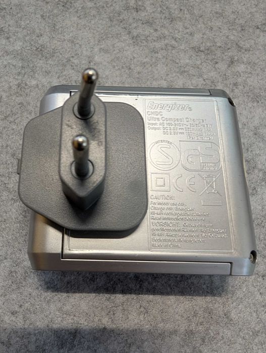Ładowarka do akumulatorków AAA Energizer CHDC