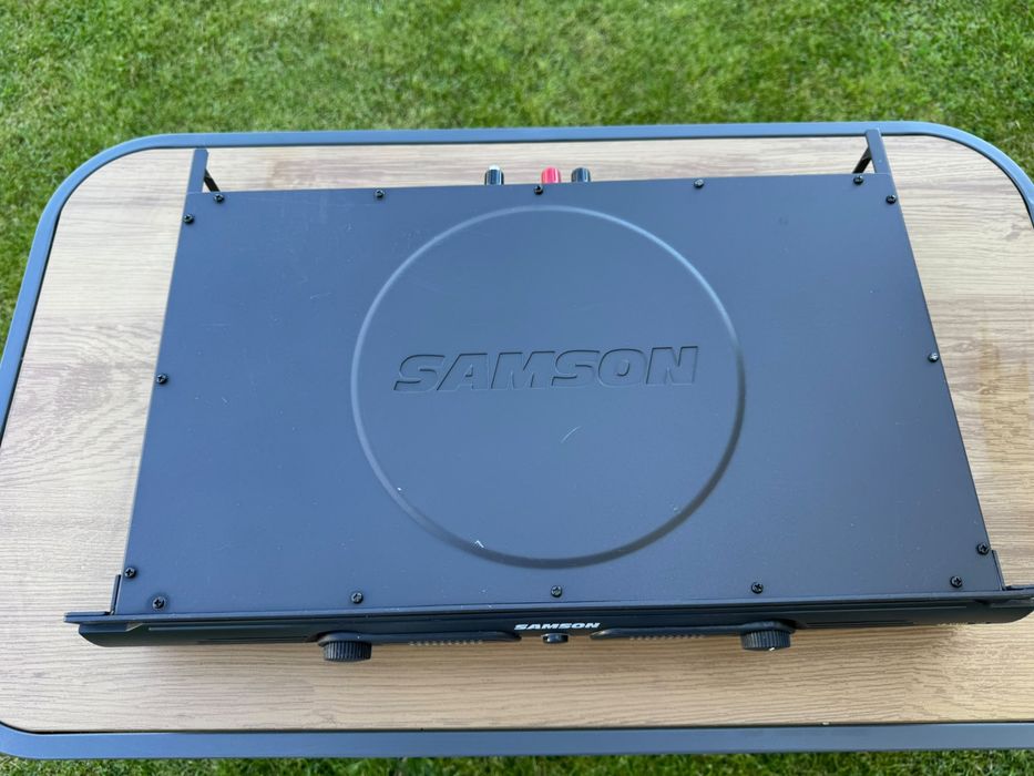 Końcówka mocy Samson Tech Servo 200