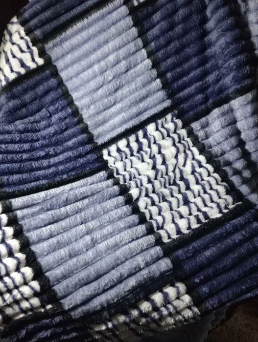 Пледи-покривала шарпей