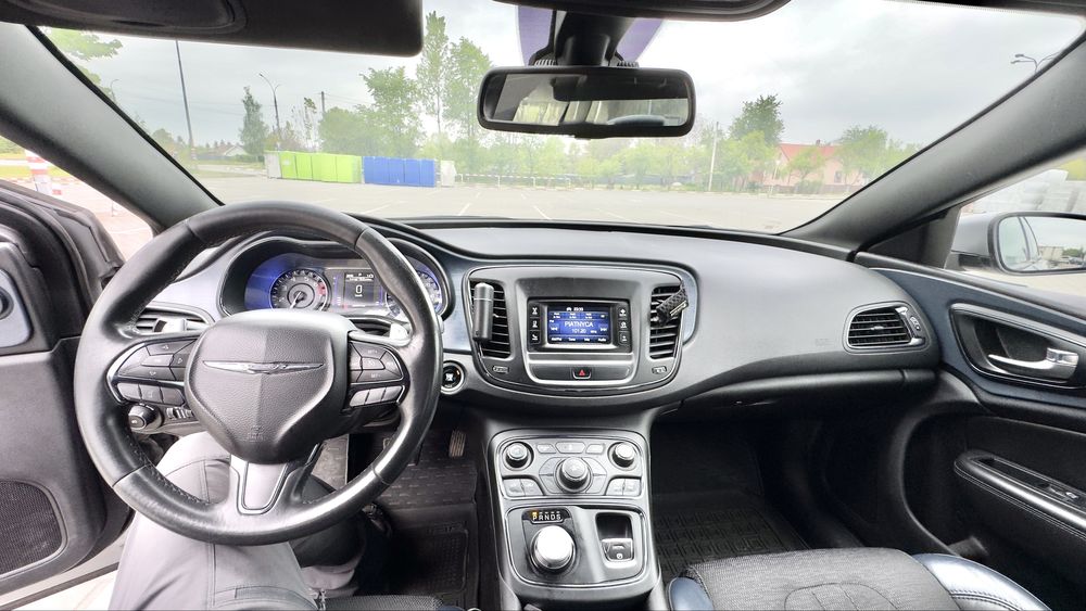 Продається Chrysler 200 2.4