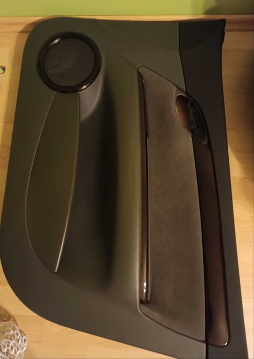 OKAZYJNIE FIAT CROMA tapicerka boczki kpl.