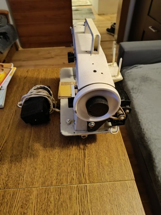 Maszyna do szycia Łucznik tur 2