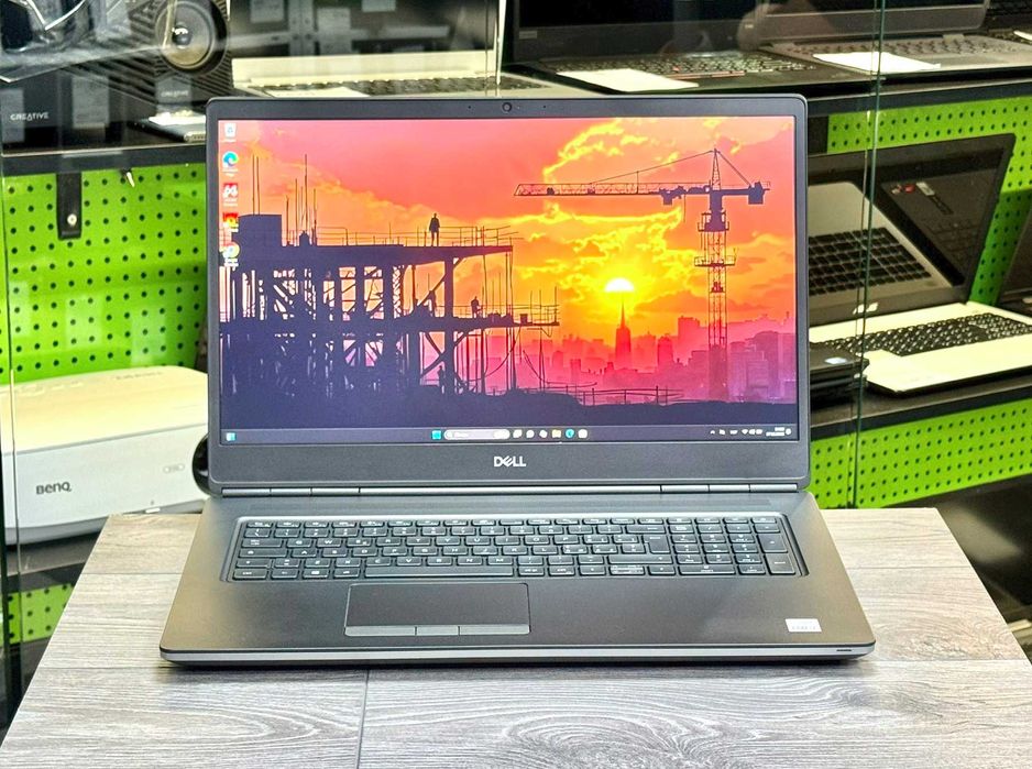 Dell Precision 7780 / Intel i9-13950Hx / 128 DDR5 / Quadro RTX 5000