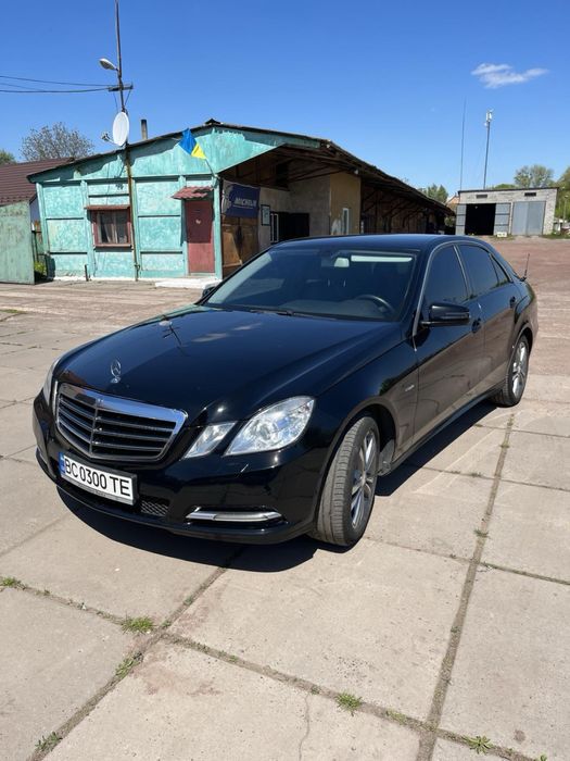 Mercedes Benz w212 2011рік