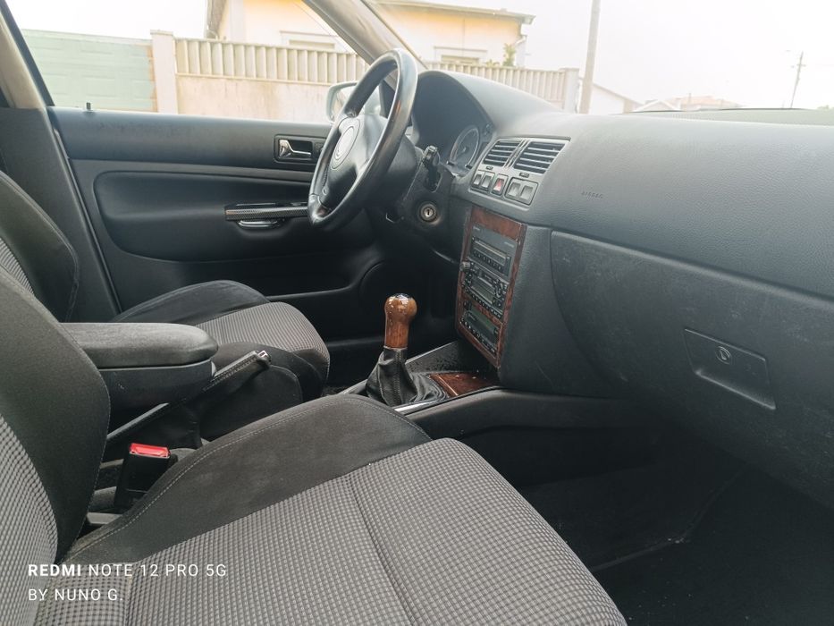 Vendo VW Bora 1.9 TDI 130cv cinza