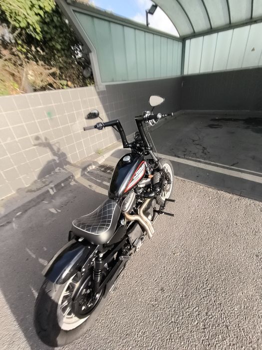 Harley Davidson sportster xl883r