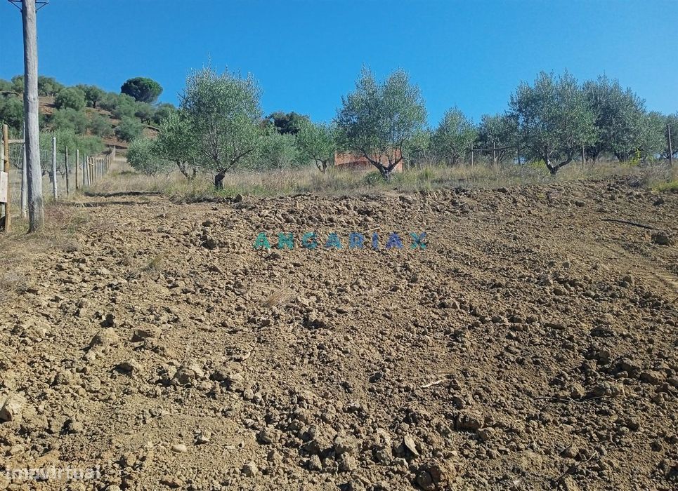 ANG1486 - Terreno para Venda em Batalha