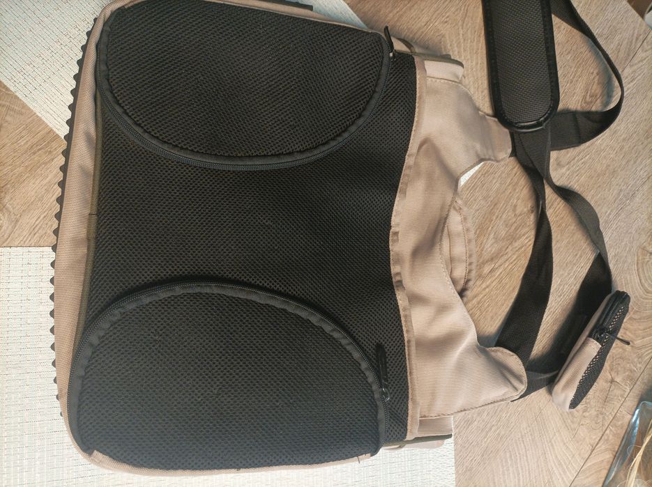 Torba na laptopa na ramię