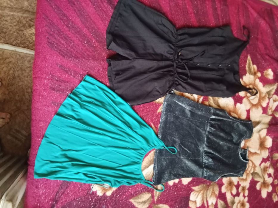 Вещей много разних