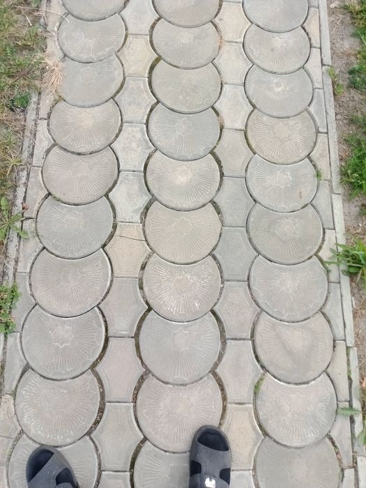 Тротуарна плитка (бруківка) б/у, товщина 4.5 см вібролита