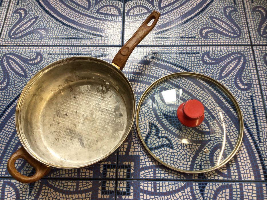 Сковорідка з кришкою Vincent.