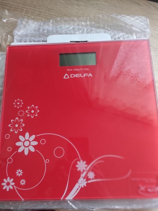 Весы напольные Delfa
