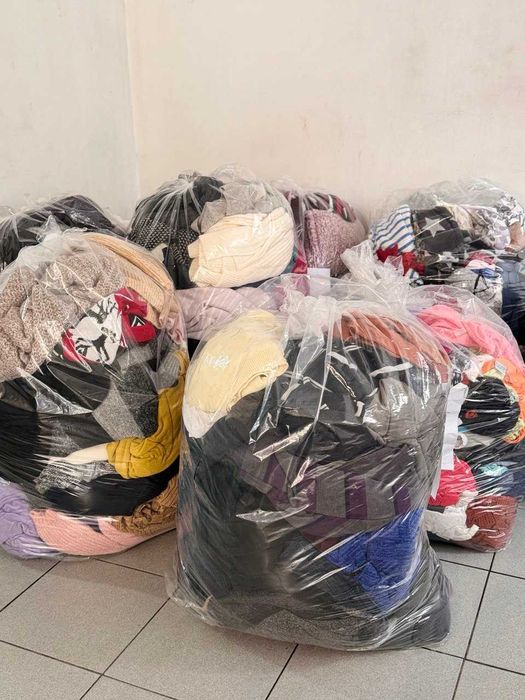 !!!wyprzedaż!!! odzież z Anglii/ tania odzież używana / Mix ubrań