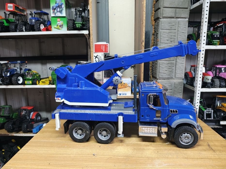 Bruder Mack dźwig