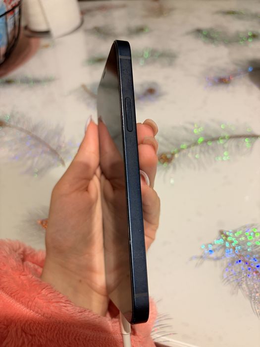 Iphone 12. 128gb