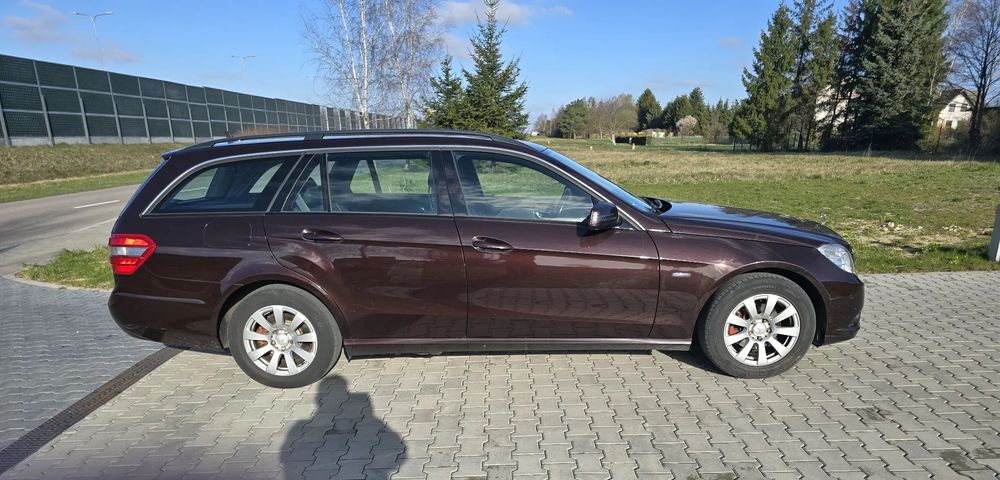 Mercedes-Benz Klasa E Mercedes-Benz Klasa E 220 CDI