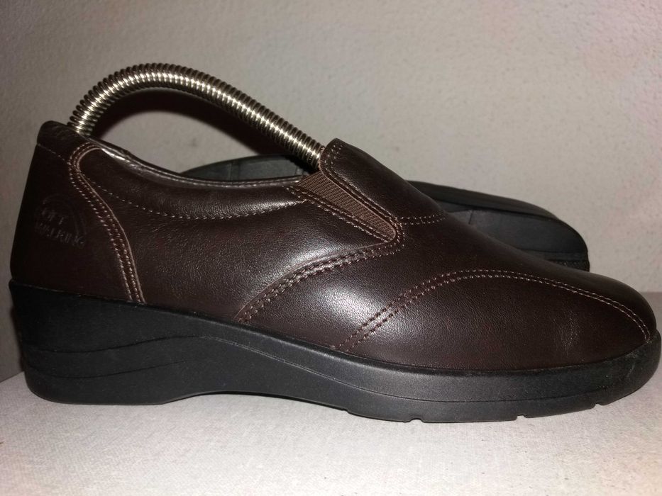 Sapatos ROHDE Novos. Tam. 35
