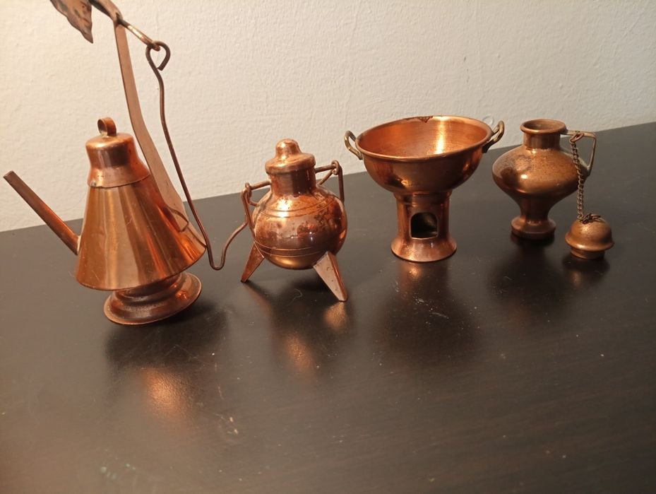 4 Miniaturas em cobre	Lamparina Fogareiro 2 potes 	Vintage	Rustico*