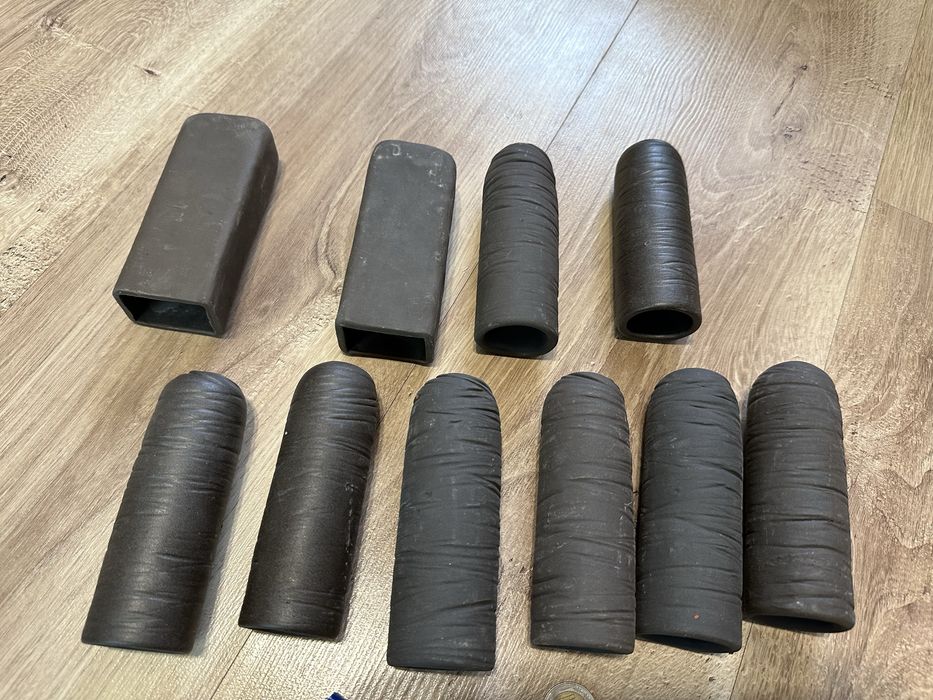 Groty gliniane dla zbrojników