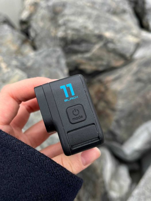 Екшн-камера GoPro Hero 11 з нагрудним кріпленням