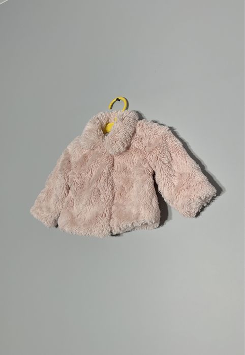 Futerko kurteczka dla dziewczynki w rozmiarze na 6-9 miesięcy