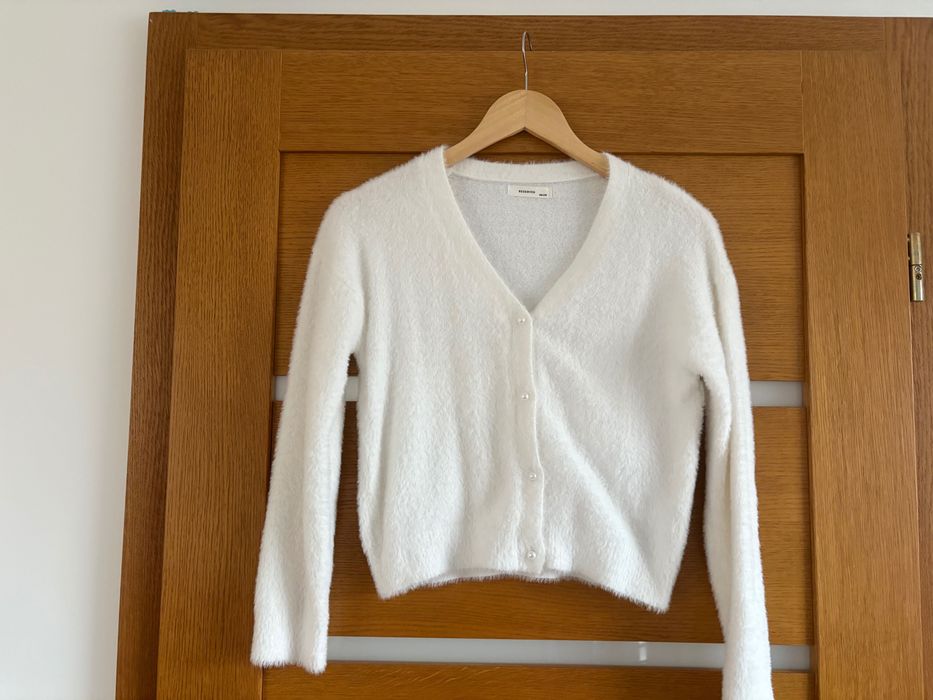 Sweterek Reserved 146