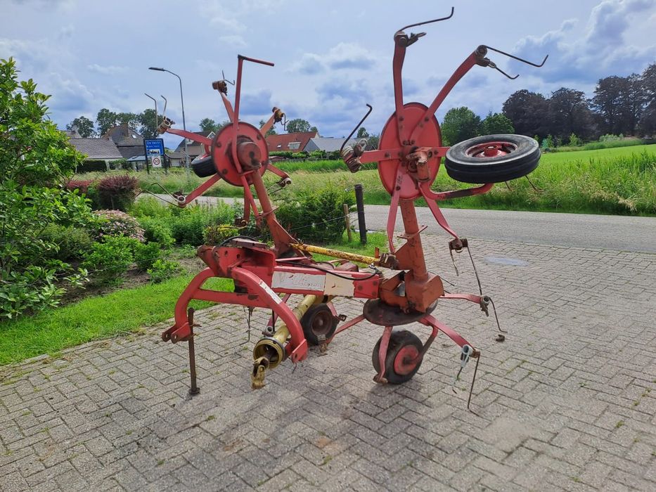 Zgrabiarka Kuhn. Pottinger. Krone.