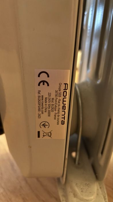 Aquecedor a óleo, Rowenta como novo.