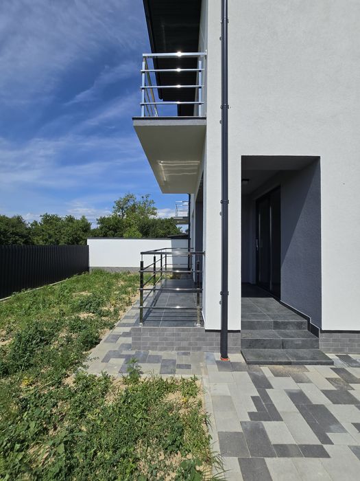 ПРОДАЖ КОТЕДЖІВ  газове опалення / гарна локація / 853 $ за м²