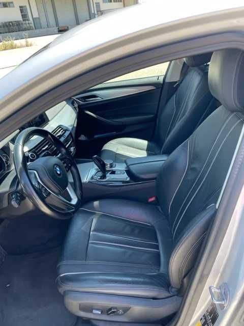 BMW 530E de 2018 em excelente estado