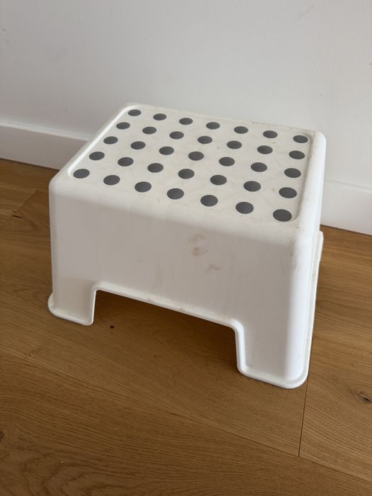 Schodek podest ikea oddam Za DARMO
