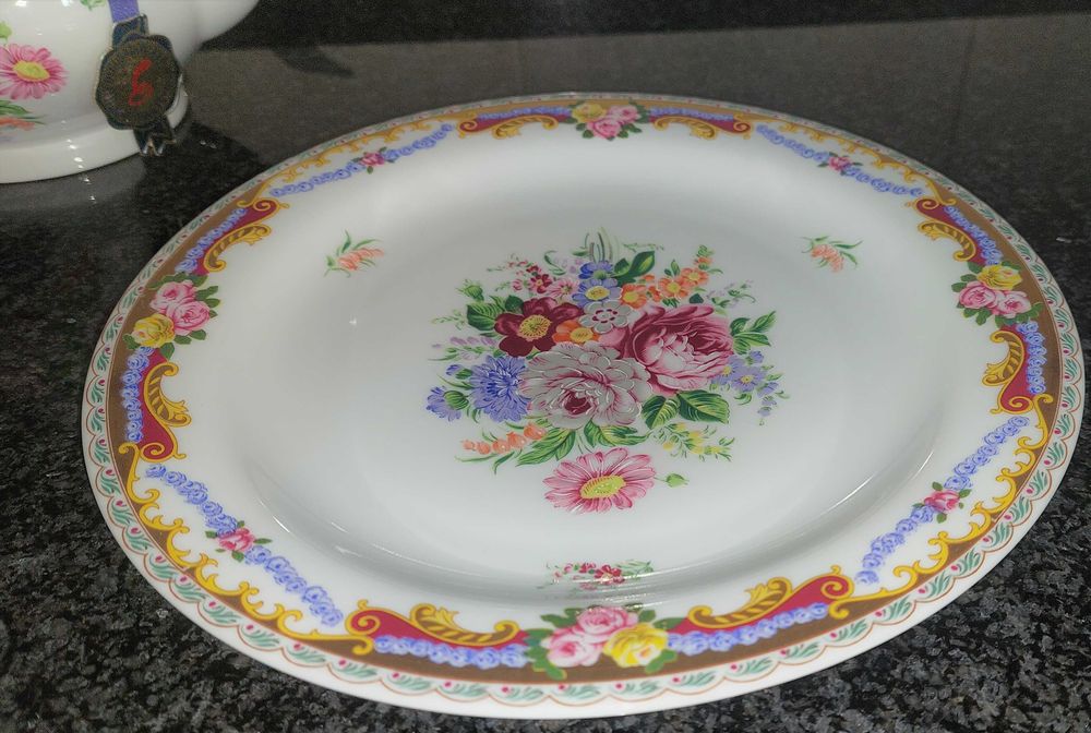 Serviço Porcelanas LG - T. Limoges - pintadas à mão
